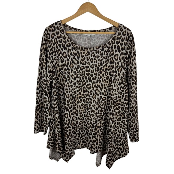 Green Envelope Womens Leopard Print Tunic Top Sz 1X Hanky Hem Asymmetrical Flowy - Picture 1 of 6
